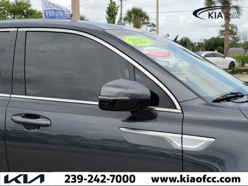 Certified 2023 Kia Sorento LX FWD image 8