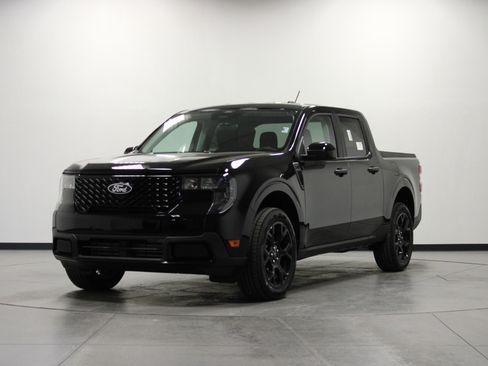 New 2026 Ford Maverick XLT w/ Black Appearance Package AWD/4WD image 8
