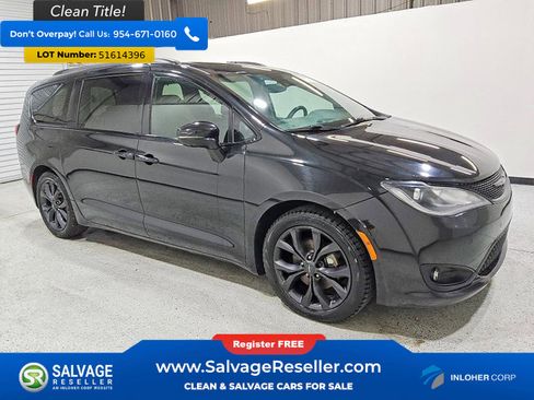 Used 2020 Chrysler Pacifica Limited FWD image 5