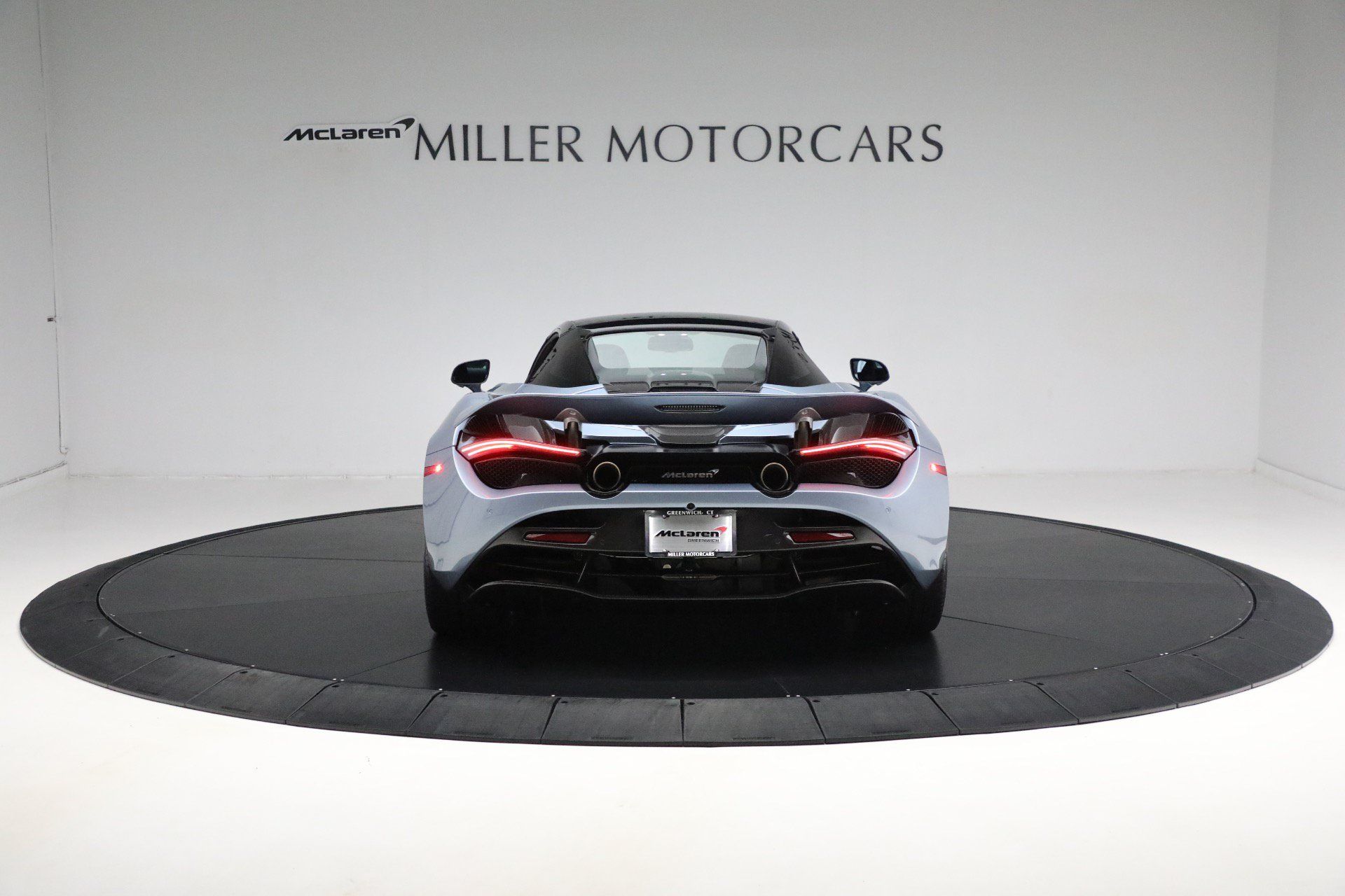 Used 2023 McLaren 720S Performance RWD image 30