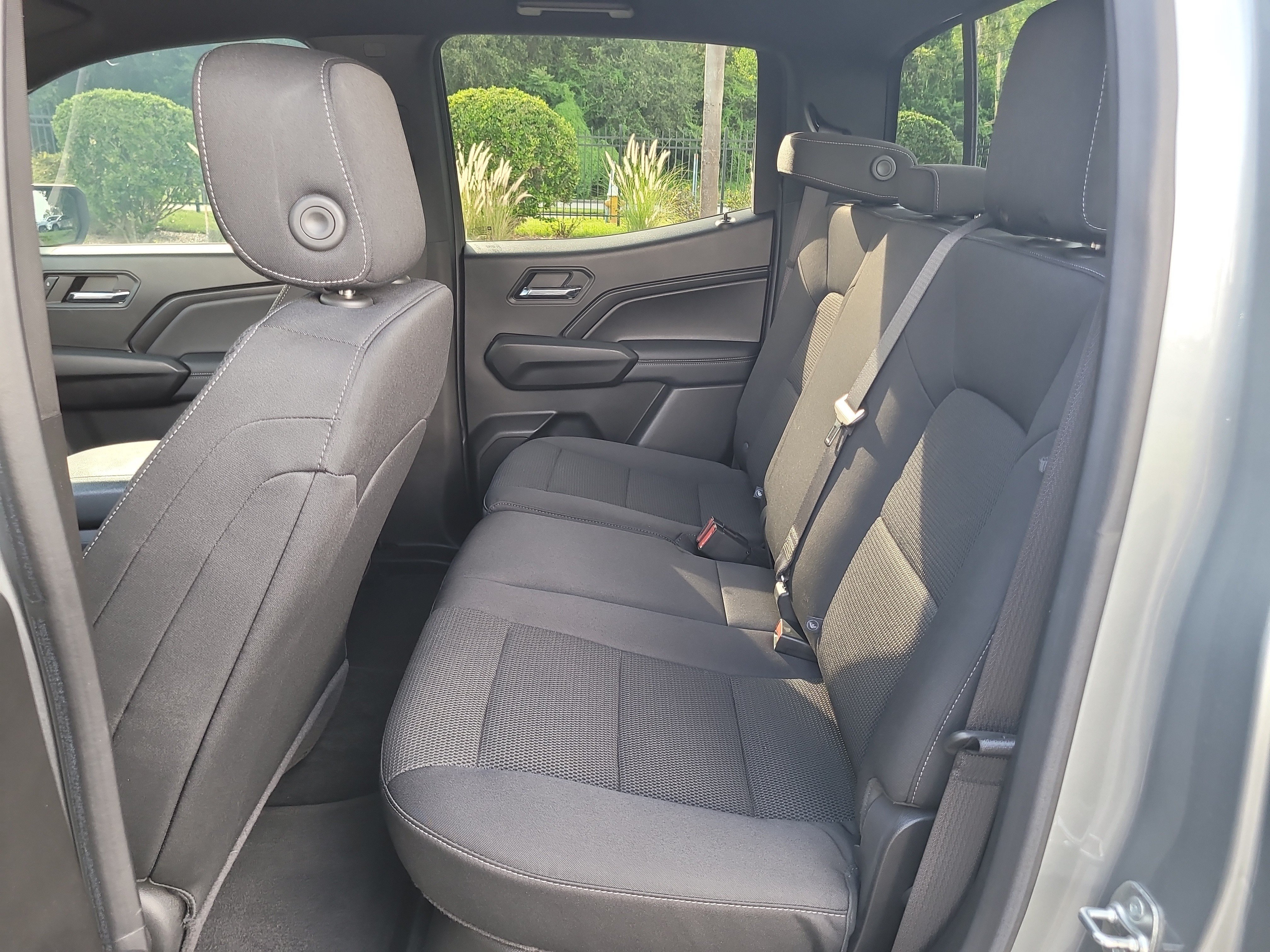 Used 2024 Chevrolet Colorado LT w/ LT Convenience Package RWD image 15