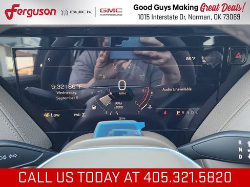 New 2026 GMC Yukon Denali w/ Denali Reserve Package AWD/4WD image 26