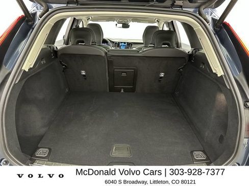 Certified 2025 Volvo XC60 B5 Plus AWD/4WD image 24