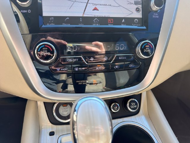 Used 2015 Nissan Murano Platinum w/ Platinum Technology Package AWD/4WD image 21