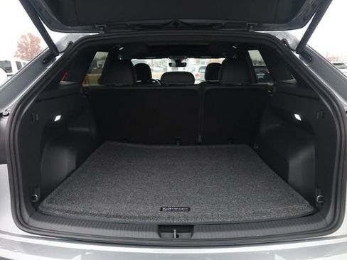 New 2026 Volkswagen Atlas Cross Sport SEL image 7