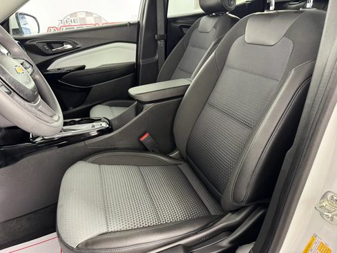 Used 2026 Chevrolet Trax LT FWD image 31