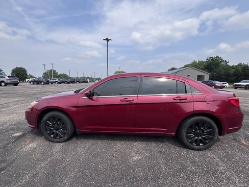 Used 2012 Chrysler 200 LX FWD image 1