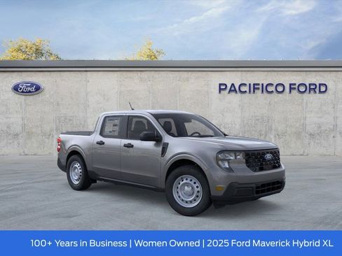 New 2025 Ford Maverick XL image 8