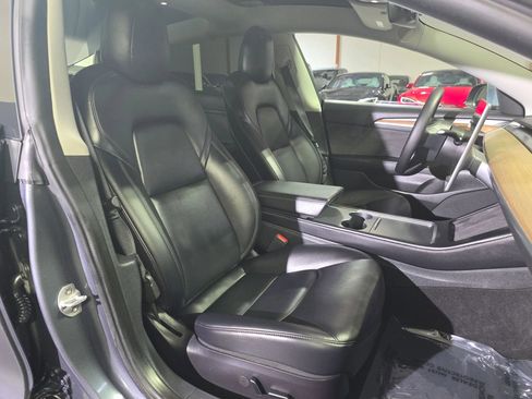 Used 2022 Tesla Model 3 Long Range AWD/4WD image 26