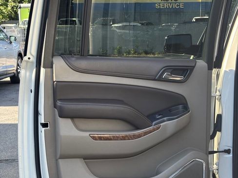 Used 2015 Chevrolet Suburban LTZ AWD/4WD image 14
