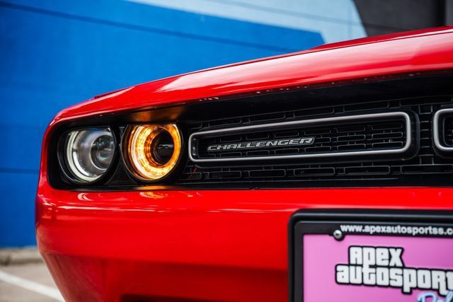Used 2015 Dodge Challenger R/T w/ Quick Order Package 28B R/T RWD image 25