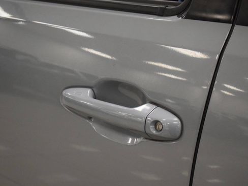 Used 2021 Toyota Tacoma TRD Sport w/ Technology Package image 19