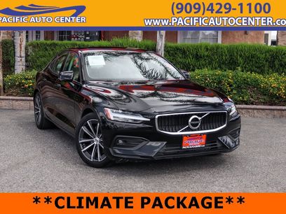 Used 2021 Volvo S60 T5 Momentum