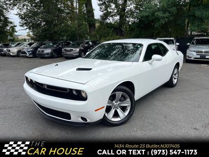 Used 2015 Dodge Challenger SXT