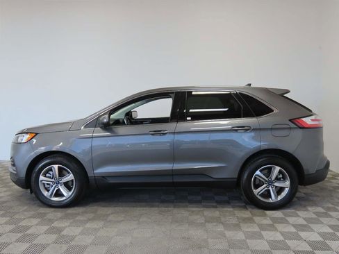 Used 2022 Ford Edge SEL w/ Convenience Package image 5