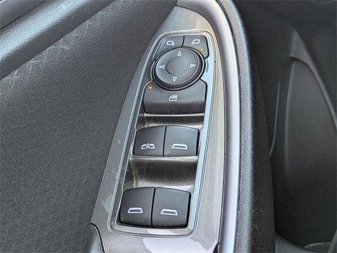 Used 2025 Chevrolet Malibu LT image 28