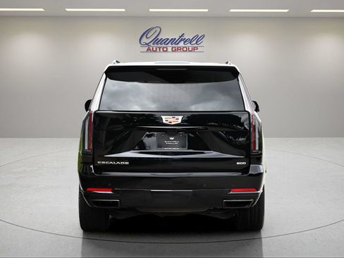 Used 2025 Cadillac Escalade Sport Platinum w/ LPO, Floor Liner Package AWD/4WD image 5