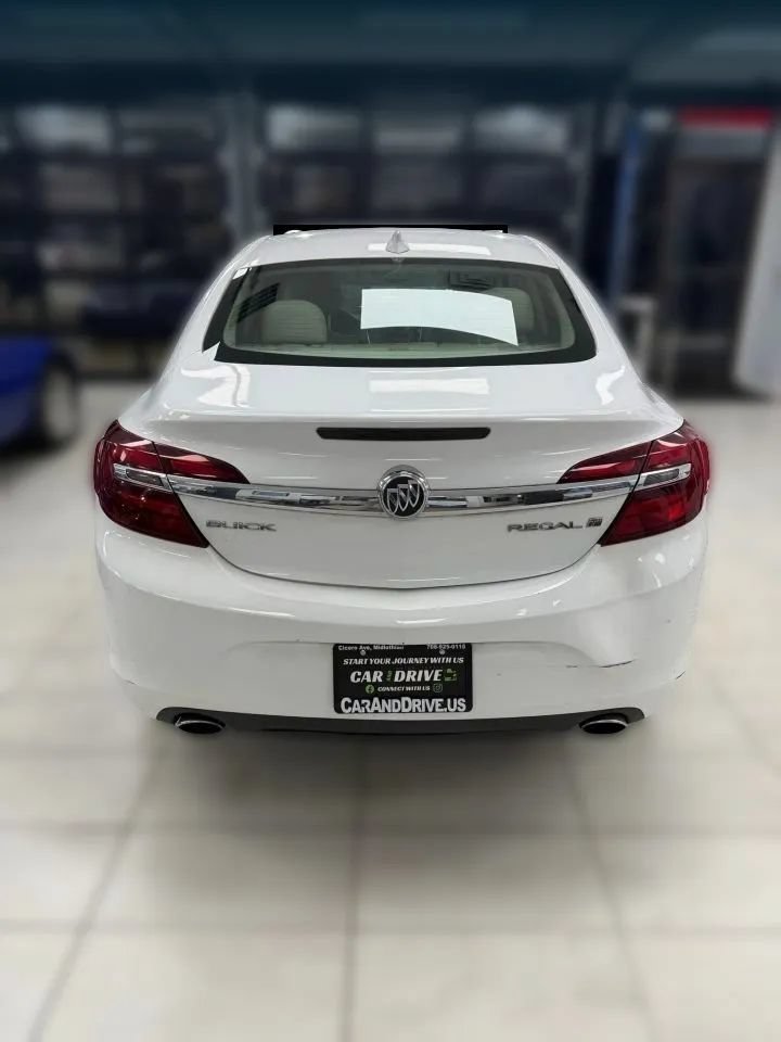 Used 2016 Buick Regal FWD image 5
