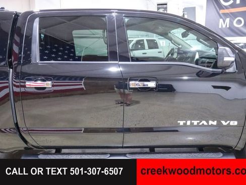 Used 2020 Nissan Titan SV w/ SV Convenience Package AWD/4WD image 23