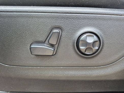 Used 2020 RAM 1500 Big Horn AWD/4WD image 14