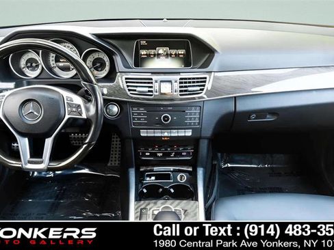 Used 2016 Mercedes-Benz E 350 4MATIC Wagon image 40