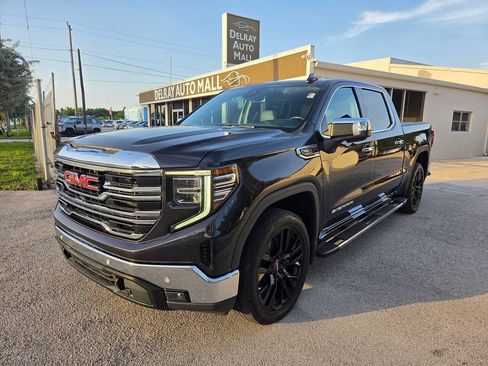 Used 2022 GMC Sierra 1500 SLT w/ SLT Premium Plus Package RWD image 1
