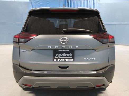 Used 2023 Nissan Rogue SV image 27