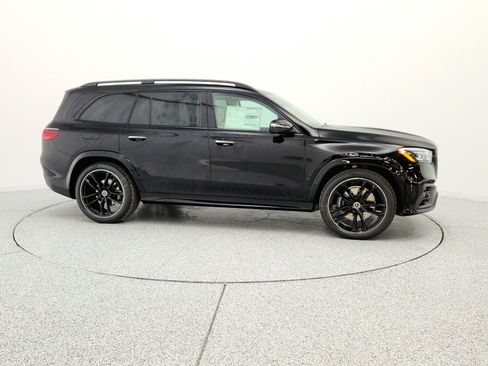 New 2026 Mercedes-Benz GLS 450 4MATIC image 4