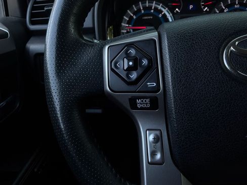 Used 2015 Toyota 4Runner Limited AWD/4WD image 35