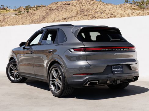 Certified 2024 Porsche Cayenne AWD/4WD image 3