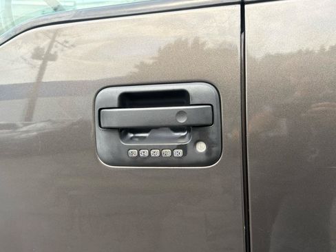 Used 2005 Ford F150 Lariat AWD/4WD image 36