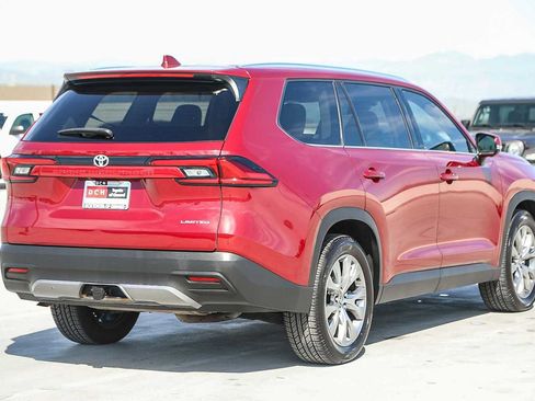 Used 2024 Toyota Grand Highlander Limited image 5