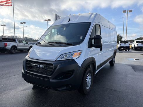 Used 2025 RAM ProMaster 2500 image 2