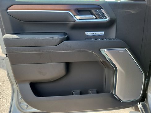 Used 2024 GMC Sierra 1500 Denali w/ Technology Package image 22