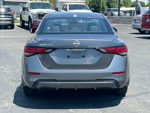 Used 2025 Nissan Sentra SV FWD image 5