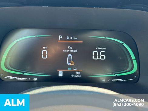 Used 2024 Hyundai Palisade SEL image 32