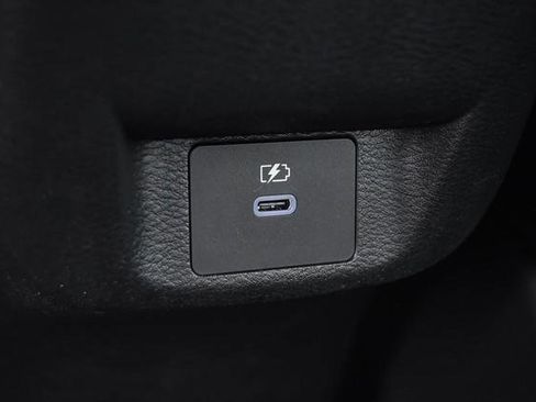 New 2025 Nissan Versa SV w/ Trunk Package image 21