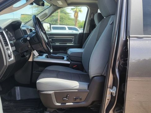 Used 2019 RAM 1500 Classic SLT w/ Luxury Group AWD/4WD image 24