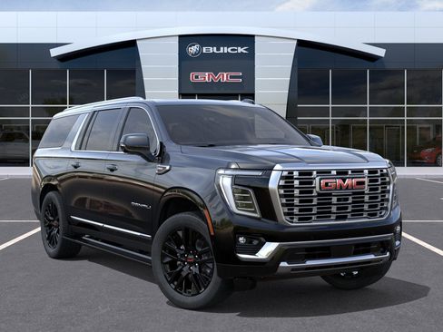 New 2026 GMC Yukon XL Denali w/ Denali Reserve Package AWD/4WD image 7