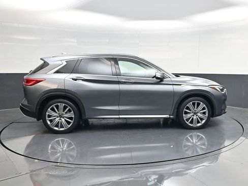 Used 2023 INFINITI QX50 Sensory image 2