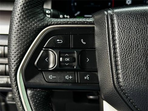 Certified 2025 Toyota Tacoma TRD Off-Road image 15