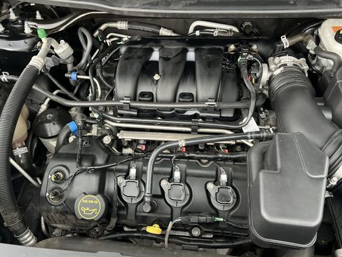Used 2018 Ford Explorer Limited FWD image 28
