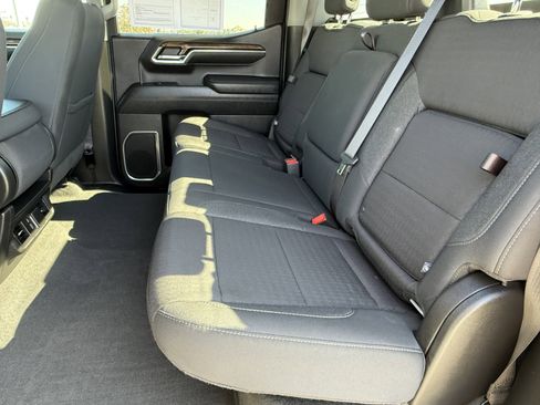 Used 2024 GMC Sierra 1500 Elevation w/ LPO, Elevation Black Package image 29