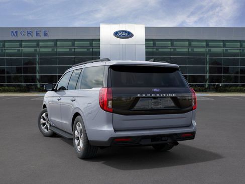 New 2027 Ford Expedition Active RWD image 8