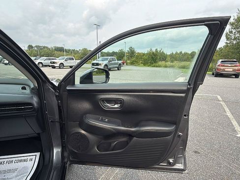Used 2024 Honda HR-V EX-L image 17