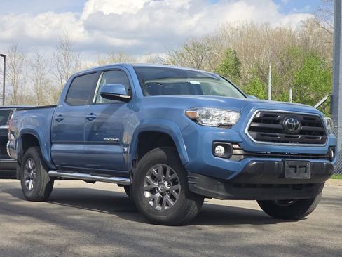 Used 2019 Toyota Tacoma SR5 image 1