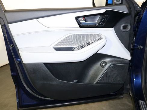 Certified 2023 Acura MDX SH-AWD w/ Advance Package image 27