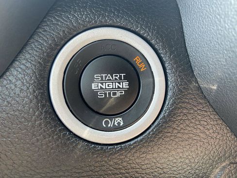 Used 2022 RAM 1500 Laramie w/ Sport Appearance Package AWD/4WD image 30