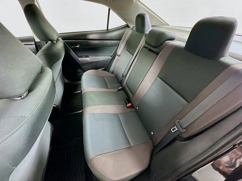 Used 2017 Toyota Corolla LE image 25