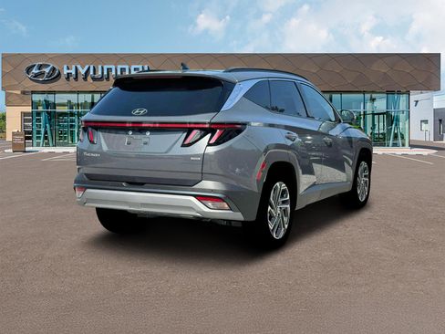 New 2025 Hyundai Tucson Limited image 7
